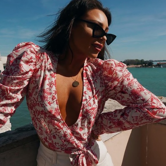 in the style Tops - Lorna Luxe “Practically Perfect”Porcelain Rose Top